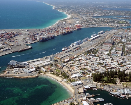 Fremantle Harbour 12 Jan 18 DSC_5672 (450x359)