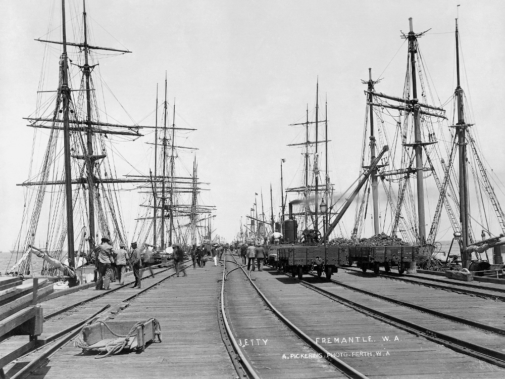 Long Jetty 1898 -State Library of Western Australia 011527d Long Jetty 1898 -State Library of Western Australia 011527d