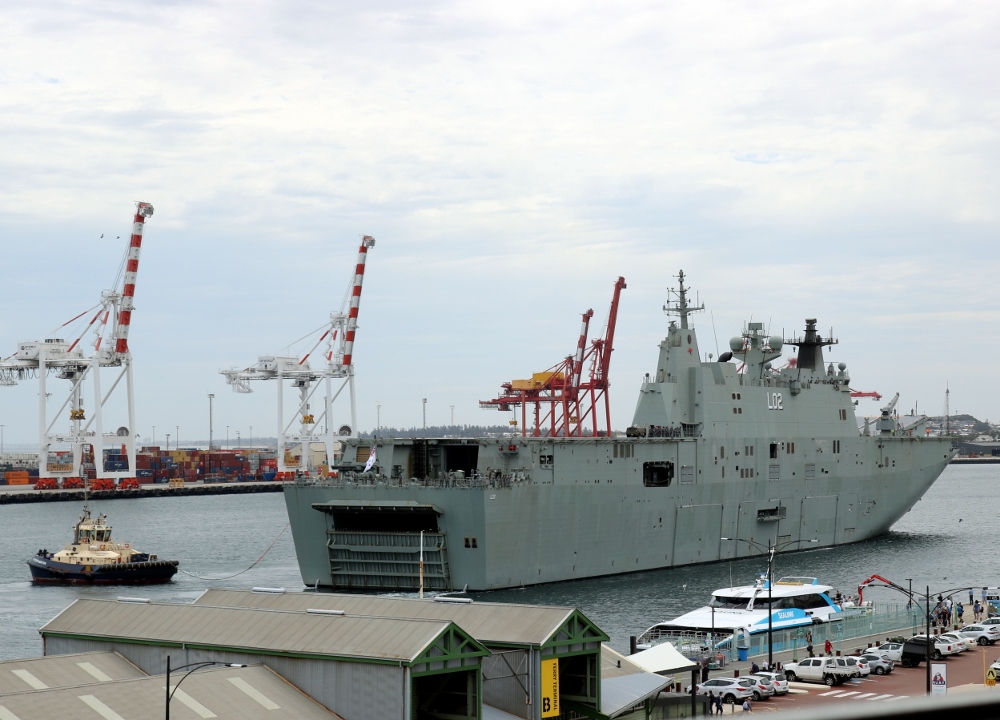 HMAS Canberra 6mar19 3 (1000x720)