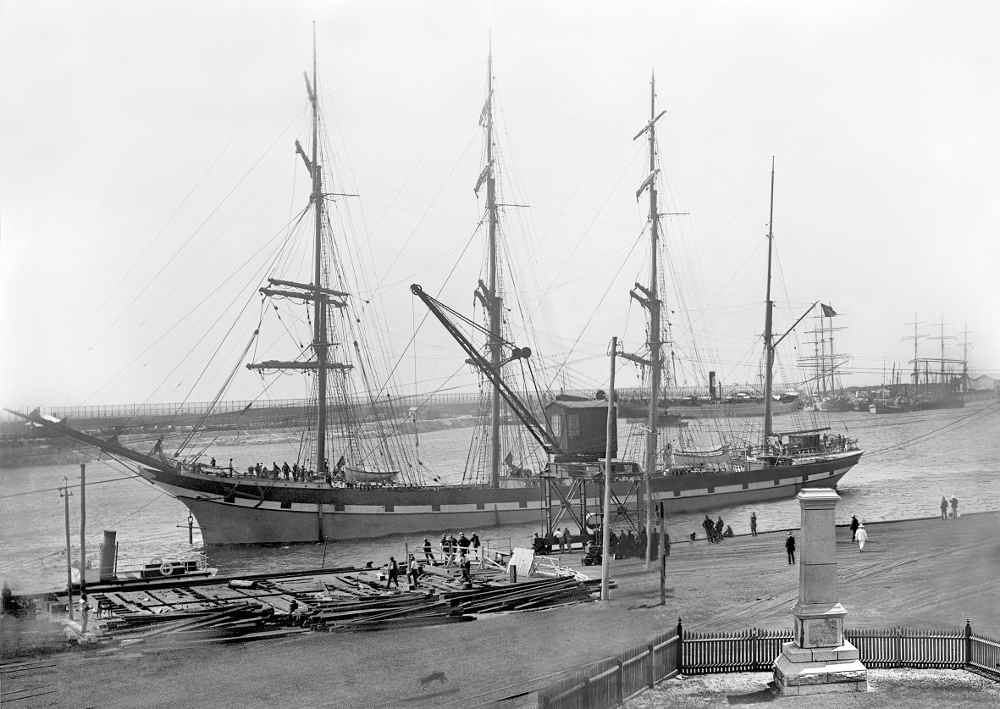 Sailing vessel Jordanhill berthing at B Berth 1911 - State Library of Western Australia 154116PD Sailing vessel Jordanhill berthing at B Berth 1911 - State Library of Western Australia 154116PD